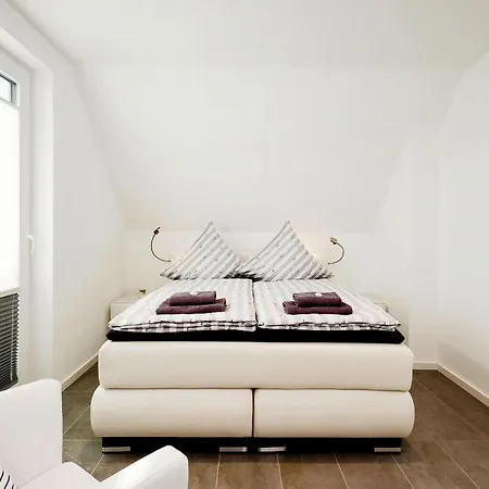 بيت للعطل Am Yachthafen In بيناموندا