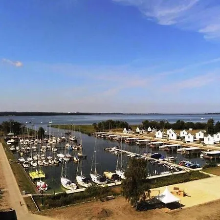 Am Yachthafen In بيت للعطل بيناموندا