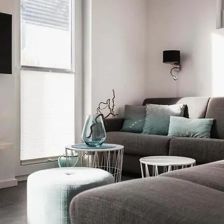 Am Yachthafen In * بيناموندا