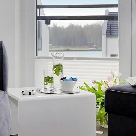 Am Yachthafen In Peenemunde
